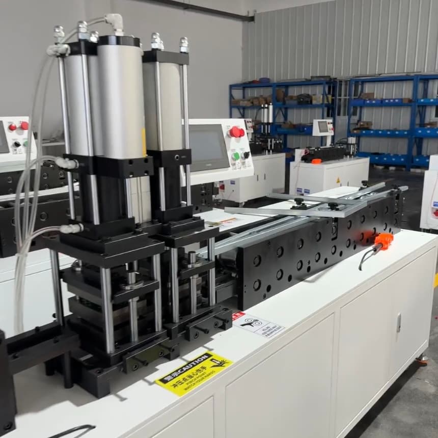Hong Rwei production line